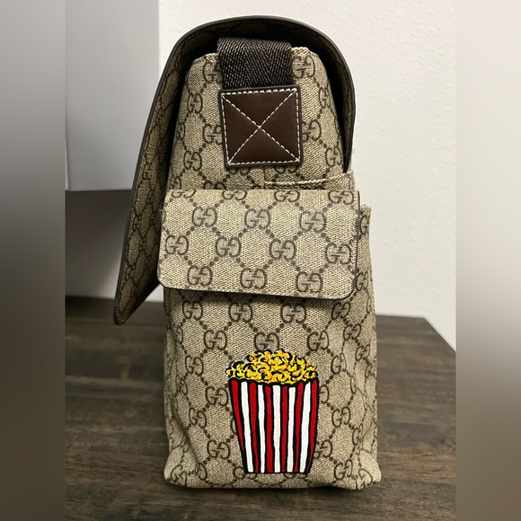 Custom painted luxury handbags - Gucci, Louis Vuitton - Picture 5 of 7